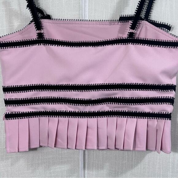 Forever 21 NWT Baby Pink Pleated Lace Trim Babydoll Crop Top Sz M - Picture 11 of 14